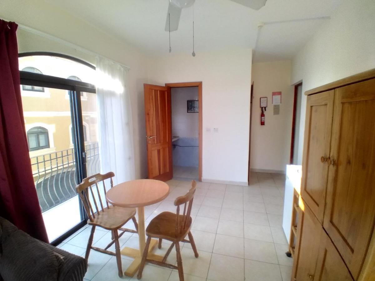 Seafront Akwador Hotell Marsaskala Eksteriør bilde